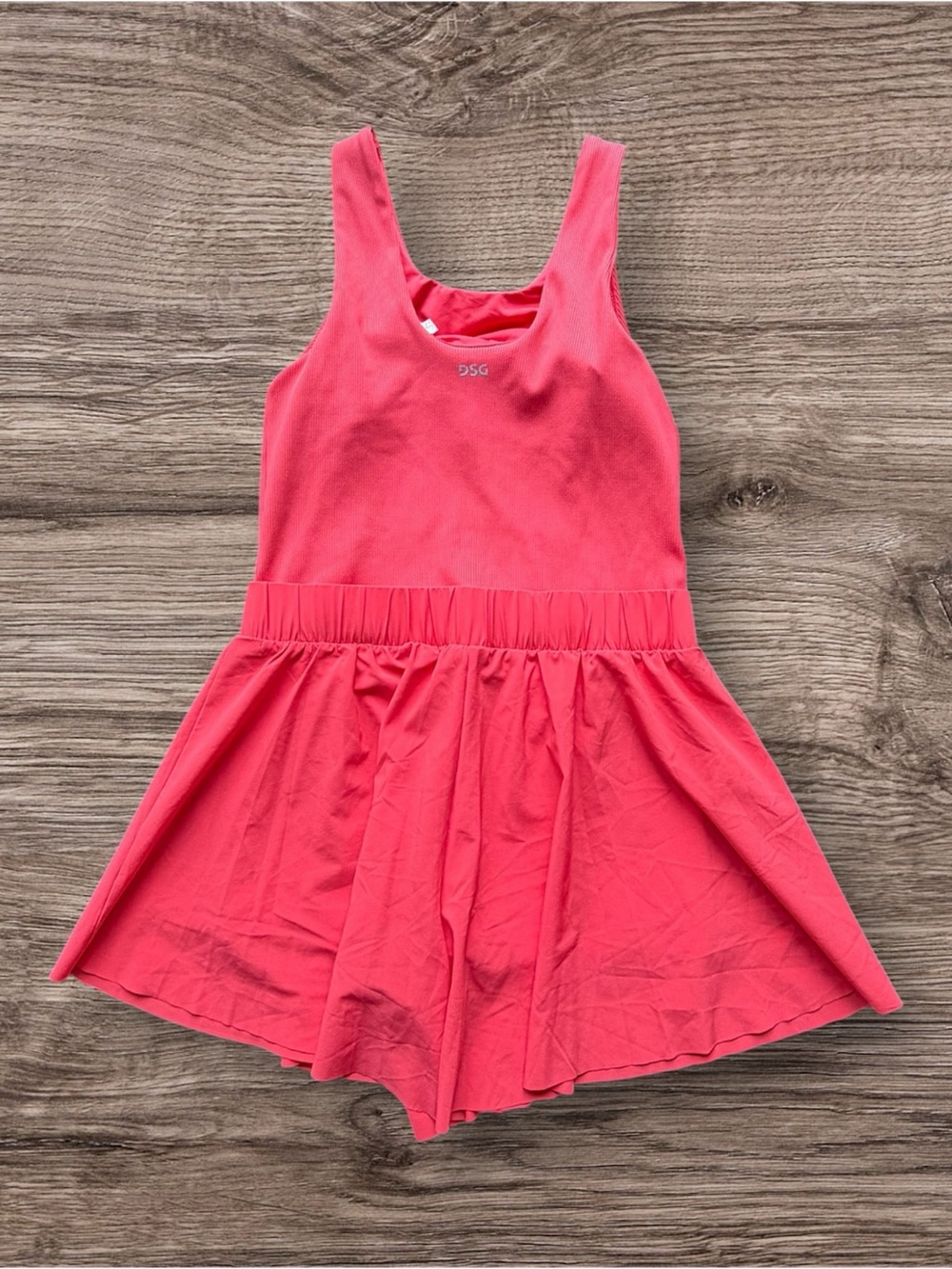 Girls DSG Coral Orange Romper Size Medium 10/12 - Picture 2 of 2